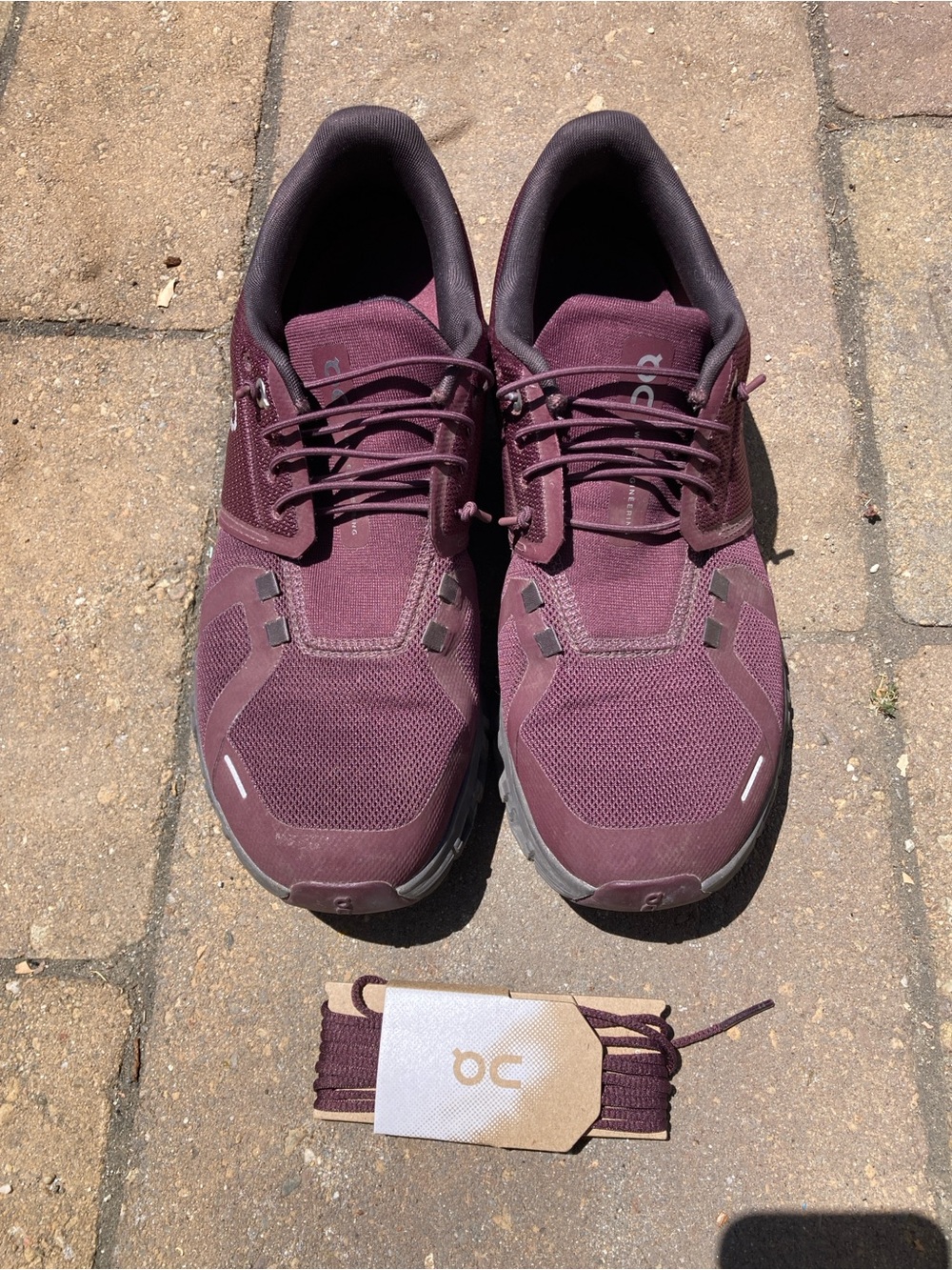 On Cloud Men’s Running Shoes - Burgundy